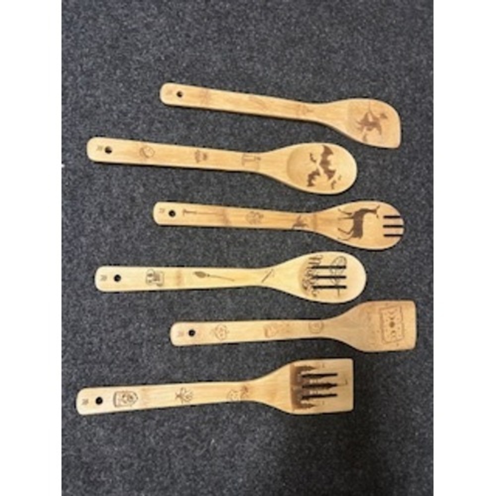 Riviera Bamboo Utensils Set Halloween Witch Bat Spooky Kitchen Cooking Serving - Picture 3 of 8